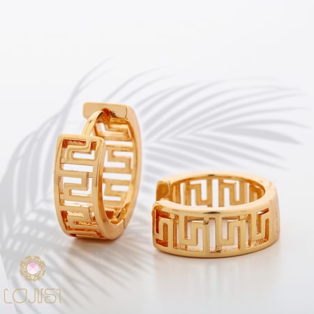 حلق ذهبي مطلي صغير