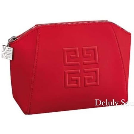 شنطة جلد جفنشي احمر اصليه مع علبتها / اضافة الكيس جفنشي اختياريه