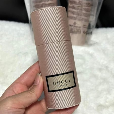 Gucci set of makeup Brushes & mini pouch