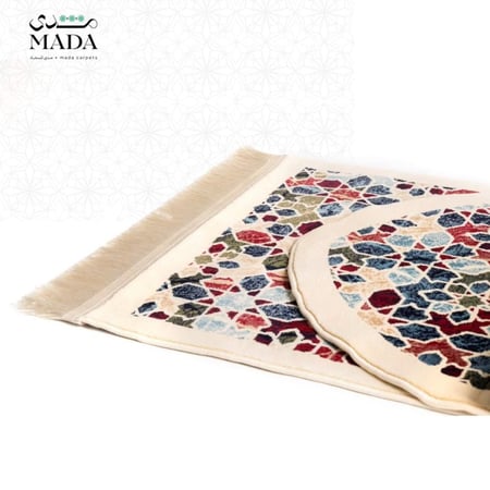 طقم سجادة صلاة مِحْارب كشميري مع إحرام صلاة سحاب (بالطراز الهندسي)