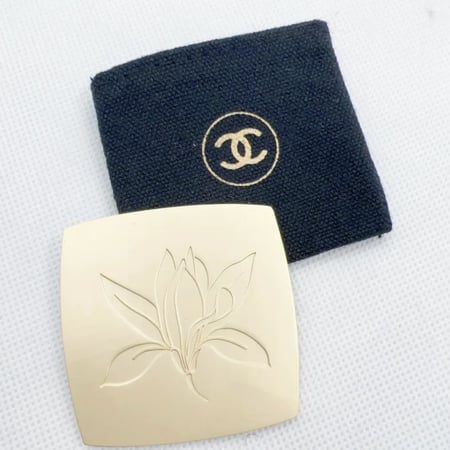 مرايا شانيل الاصلية بحجم رائع لشنط Chanel VIP Sublimage Mirror