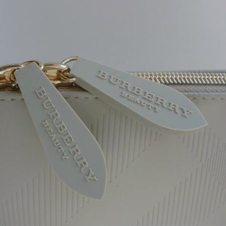 شنطة بربري جلد بيج BURBERRY Biege Leather Pouch