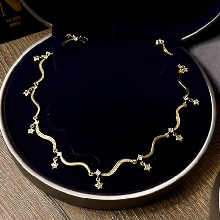 قلادة موج النجوم