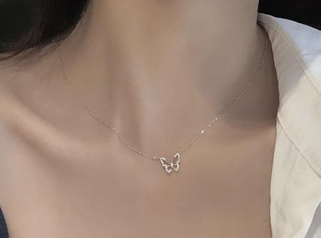 قلاده الفراشه مطلي فضه عيار 925