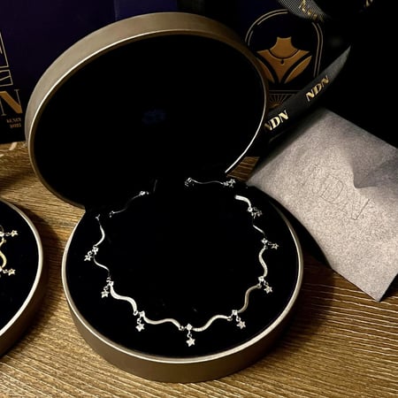 قلادة موج النجوم