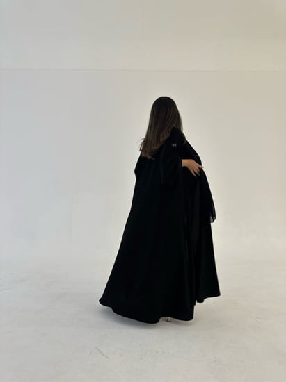 عباية كريب ملكي كلاسيك