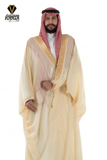 بشت كريمي ملكي