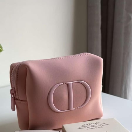 Dior makeup bag ( Pink)