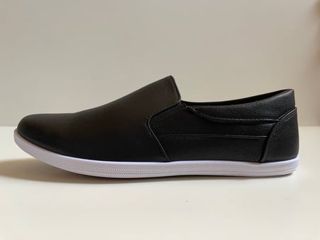 حذاء رسمي سهل الارتداء اسود