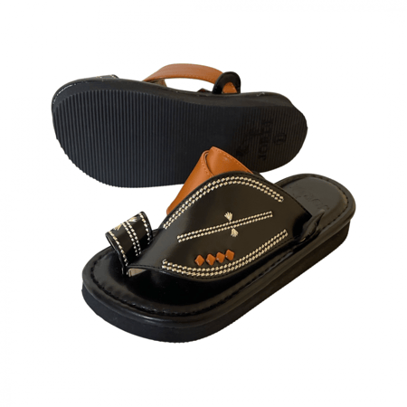 صندل رجالي شرقي اسود - بني