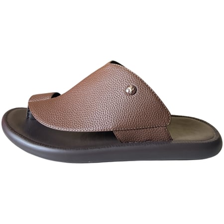 حــــذاء بولو بنـي