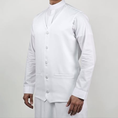 سديري رجالي أبيض بأزارير