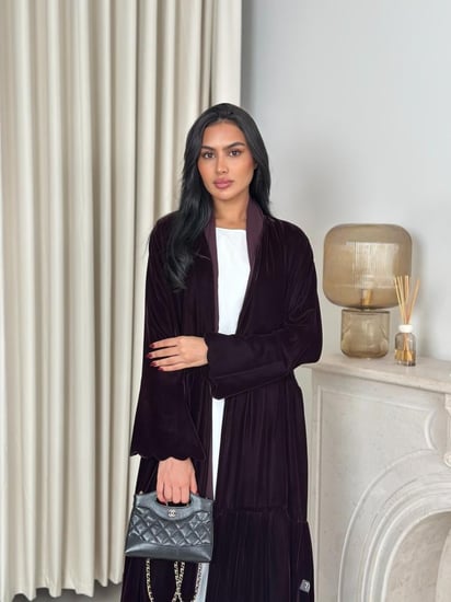 عبايه مخمل كوري