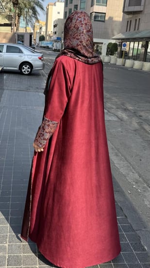 عباية كشمير عنابي - Burgundy Kashmir
