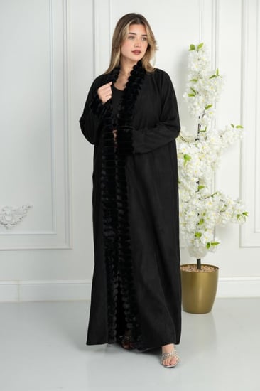 عباية شتوية شامواه بتدخيلات الفرو الناعم