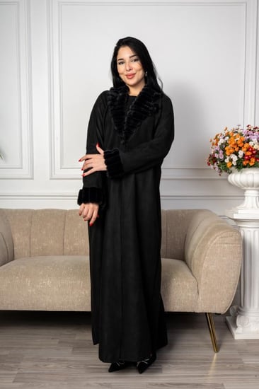 عبايه شتويه  شامواه  بلمسه من القطيفه الفاخرة