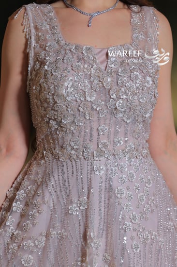 فستان سهرة لافندر تول مطرز بالزهور والكريستال قصة A-Line