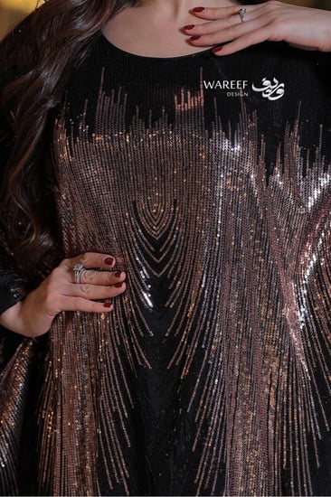 جلابية ترتر بنقوش شعاعية