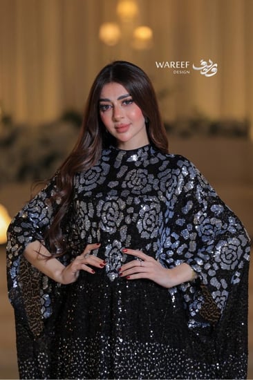 جلابية ترتر بنقوش زهرية