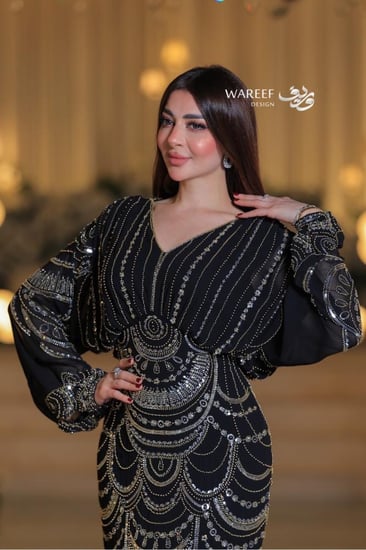 جلابية بتطريز هندسي فاخر