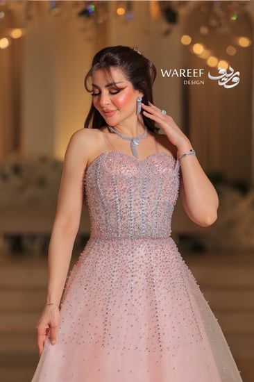 فستان سهره زهري بتطريز فضي