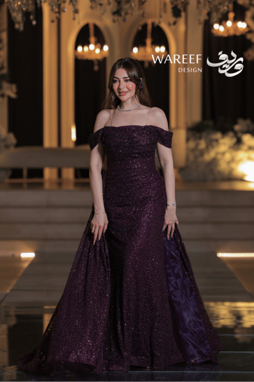 فستان سهرة بنفسجي بوردو أوف شولدر تطريز خرز فتحة جانبية