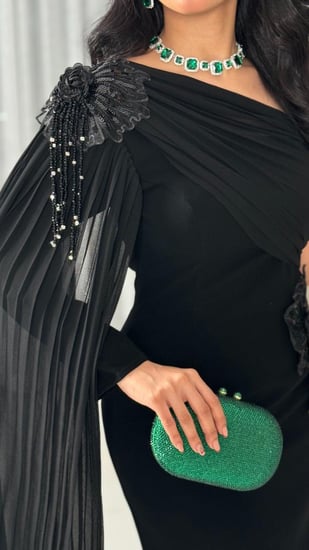 فستان سهرة ناعم