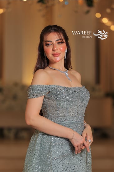 فستان سهره اوف شولدر بذيل خلفي طويل