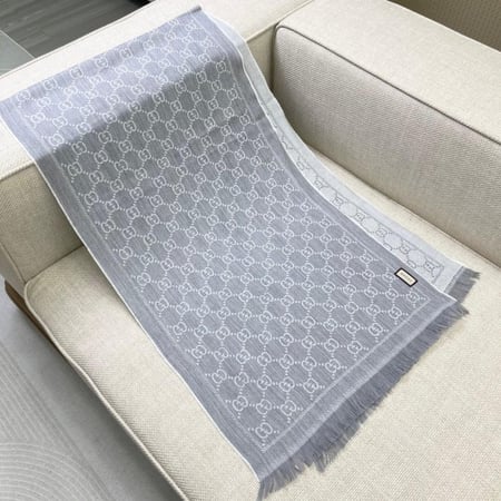 سكارف قوتشي 180*48