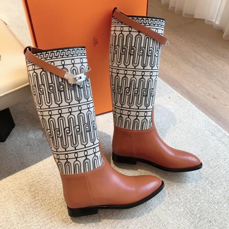 بوت نسائي من ايرميز