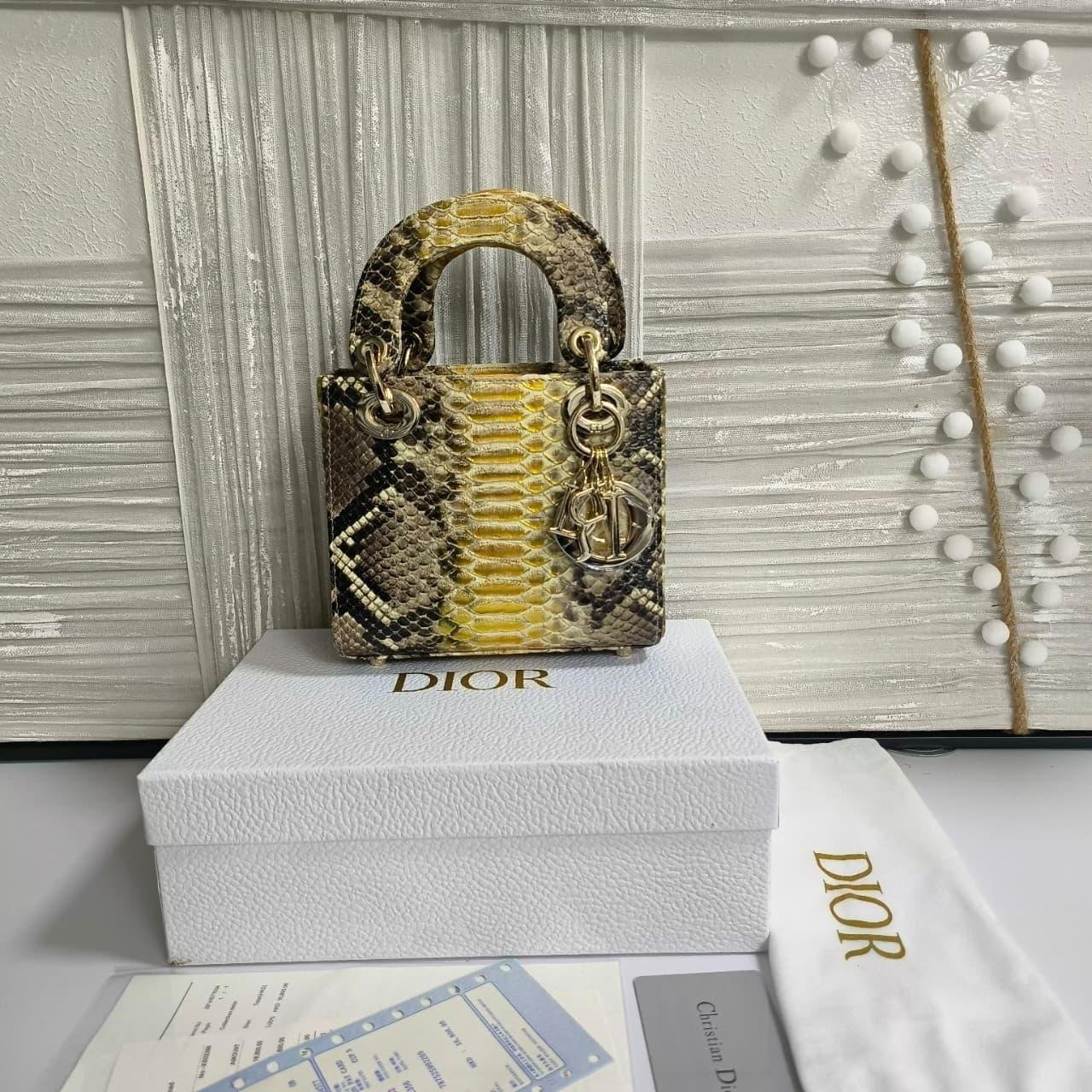 شنطة لويس فيتون كابوسين جلد ثعبان فاخر 🐍✨