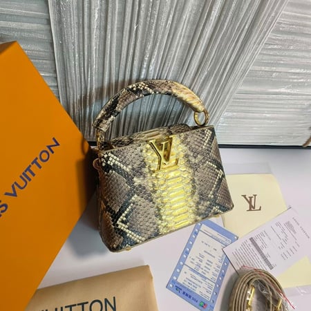 شنطة لويس فيتون كابوسين جلد ثعبان فاخر 🐍✨