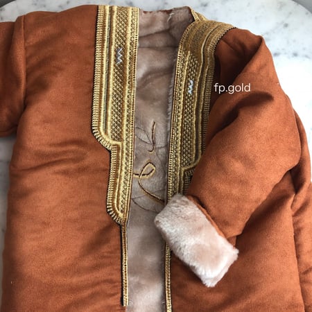 طقم فروه البشت والشال للأم