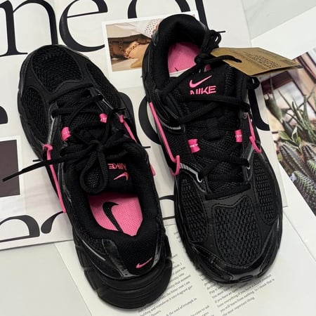 NIKE VS RNR