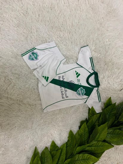 طقم الاهلي السعودي ولادي الون الأبيض الجديد 2025-2026