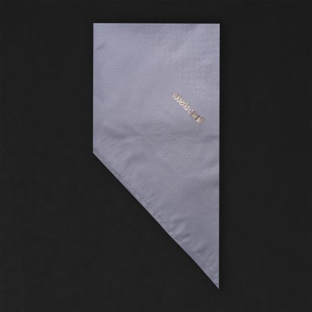 شماغ روبرتو كافالي