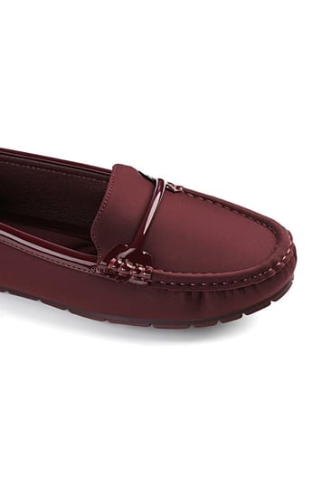 حذاء فلات طبي مغلق قماشي بشريط جلدي رفيع