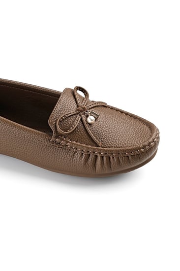 حذاء فلات طبي كاجوال مغلق مزين بفيونكة