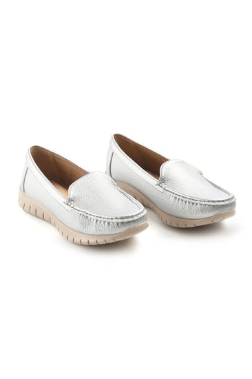 حذاء طبي كاجوال سادة بلمعة