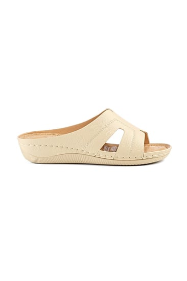 حذاء صيفي طبي أنيق فلات بمقدمة جلد عريضة