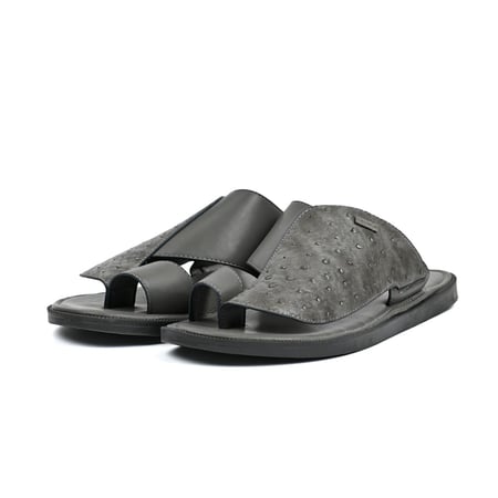 احذية شرقية