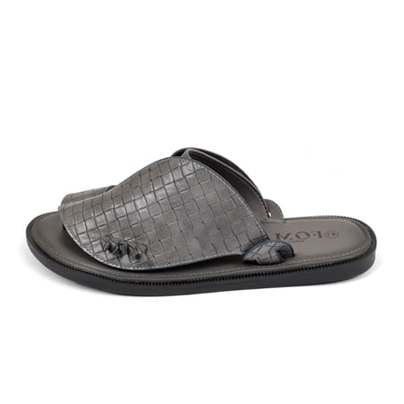 احذية شرقية