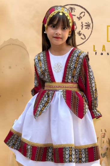 فستان بناتي يوم تأسيس بتصميم  جديد وحصري