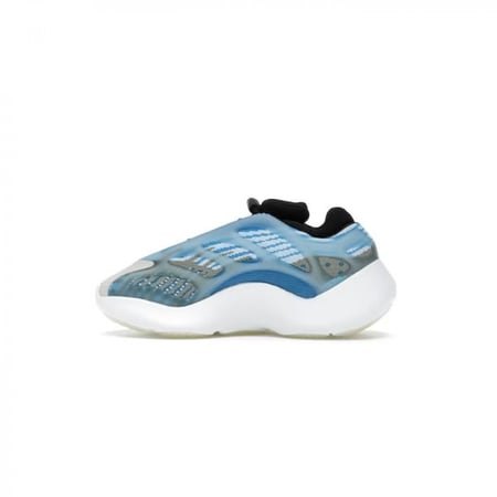 YEEZY 700 V3 "Arzareth"