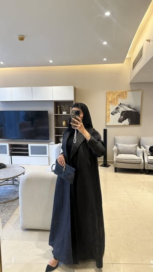 عباية تفتة مع جاكار اسود سبعات