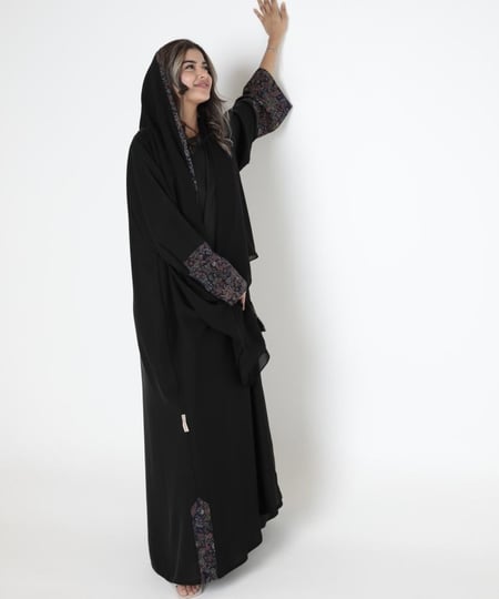 عباية لولوة
