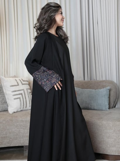 عباية لولوة