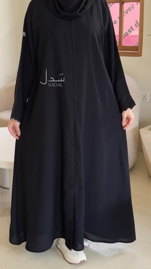 عباية سواد فاحم ربع كلوش