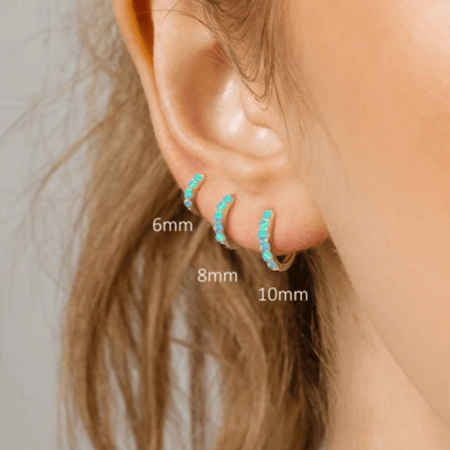 حلق فردة بحجر أوبال فضة مطلي ذهب*