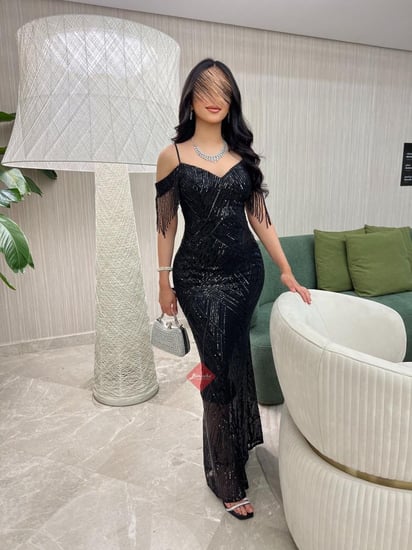 فستان سهرة ماسك استرتش ترتر مزين بالخرز عالكتف